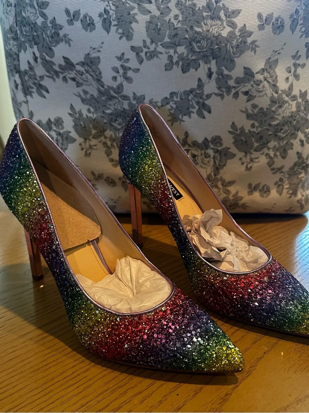 NWOT Nine West Rainbow Glitter Pointed Toe Pumps